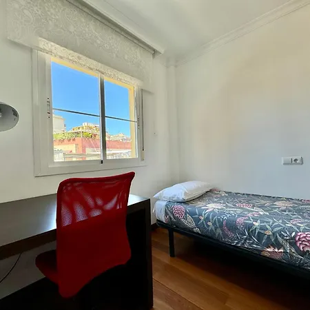 Апартаменты Lujoso Piso Centro Aparcamiento Privado, Terraza & Ac Малага