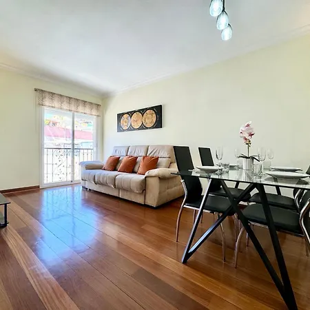 Lujoso Piso Centro Aparcamiento Privado, Terraza & Ac Апартаменты *