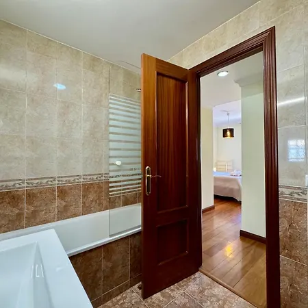 Lujoso Piso Centro Aparcamiento Privado, Terraza & Ac Апартаменты Малага